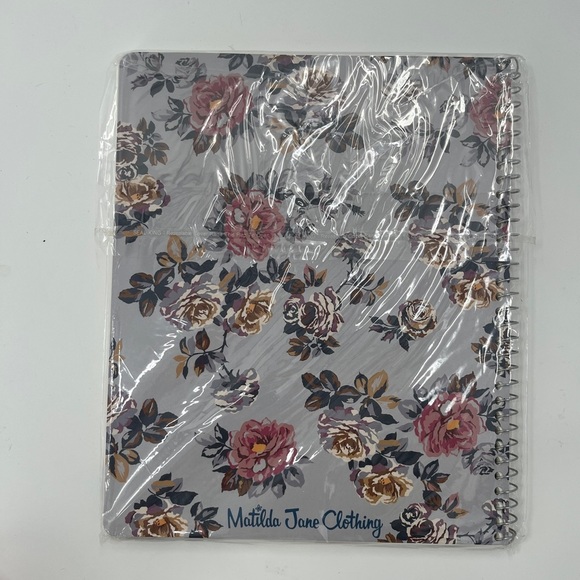 NWT or in package - Matilda Jane Pencil Pouch, Pencils and 2 Notebooks - Picture 8 of 10